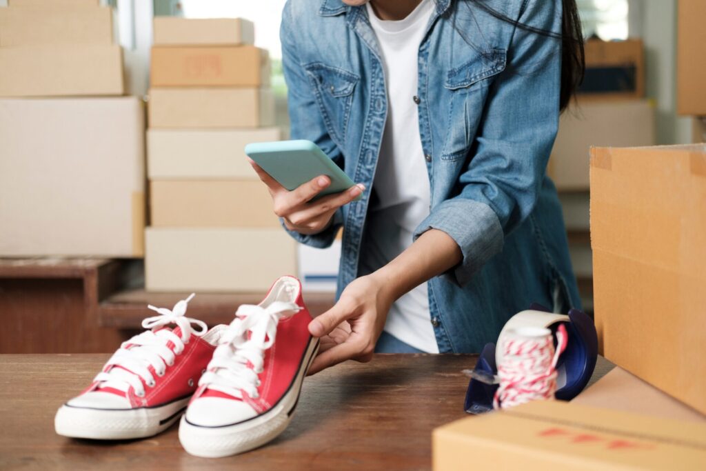 Get in on the online selling and declutter from the comfort of your couch.